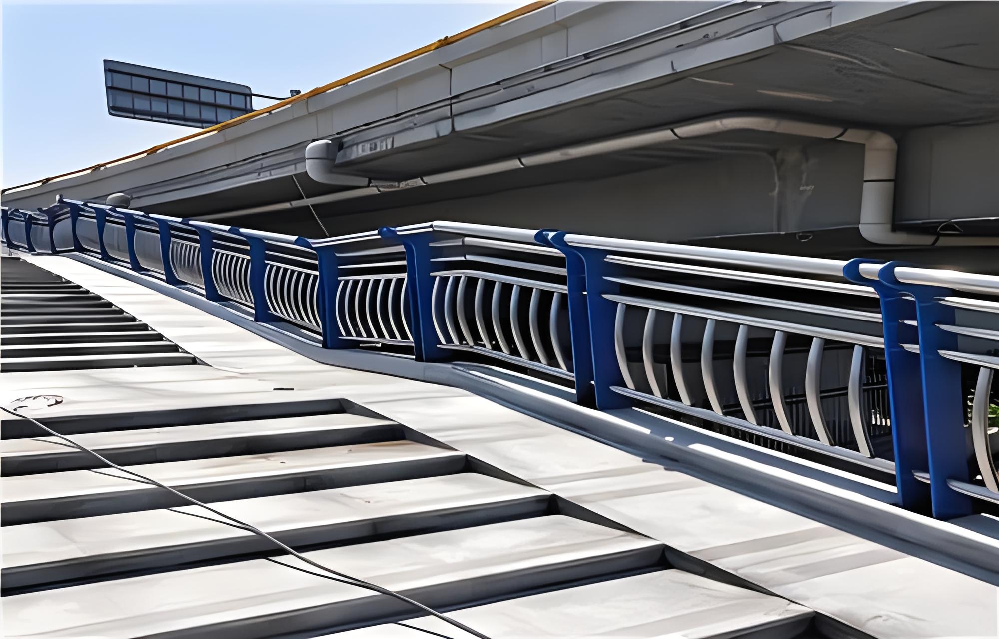 阿克苏不锈钢桥梁护栏维护方案：确保安全，延长使用寿命